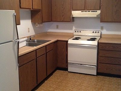2nd image of 1821 White Columns Dr APT 59