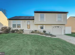 131 Independence Dr, Morrisville, PA 19067