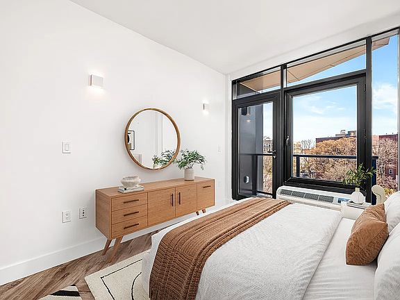 2nd image of 706 Ocean Pkwy APT 4C
