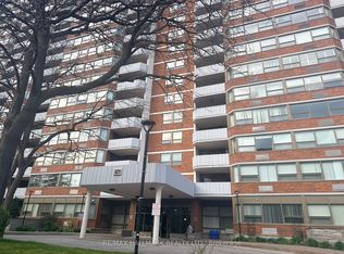 121 Ling Rd #1612, Toronto, ON M1E 4Y2