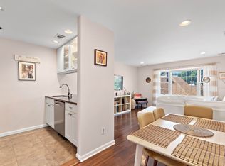 456 9th St APT 34, Hoboken, NJ