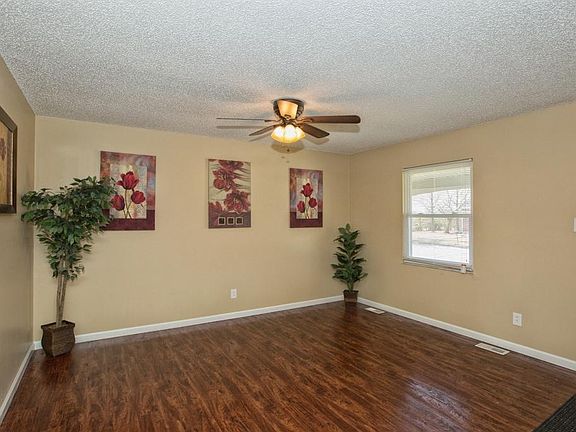 4th image of 4036 Del Lago Dr