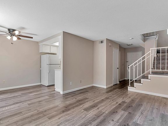 2nd image of 940 Memorial Dr APT C