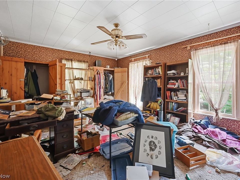 16th image of 341 Canton St