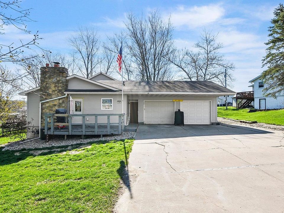 304 Holland LANE, Hollandale, WI 53544 Zillow