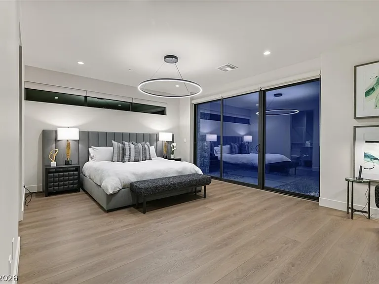 807 Magnum Cliff Ct — Photo 36