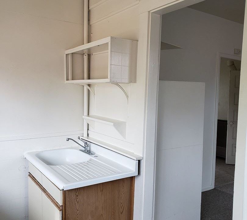 2nd image of 317 3rd Ave APT 3