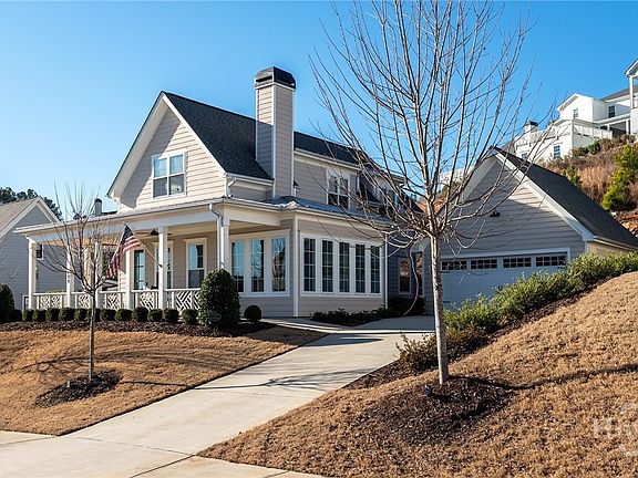 2nd image of 179 Steepleview Drive