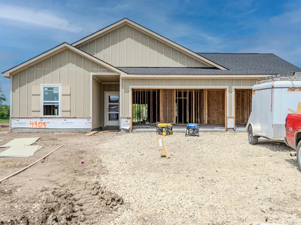 4909 N Spruce St, Wichita, KS 67216