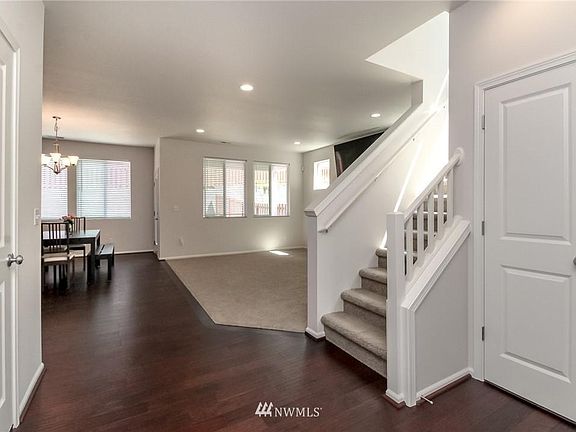 2nd image of 32214 49th Ave S