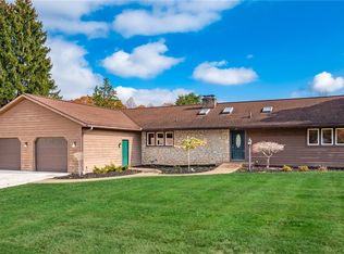 285 W Willow Dr, Zanesville, OH 43701