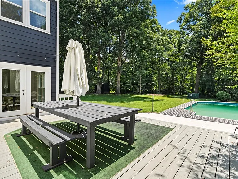 11917 Shady Oak Ct — Photo 9