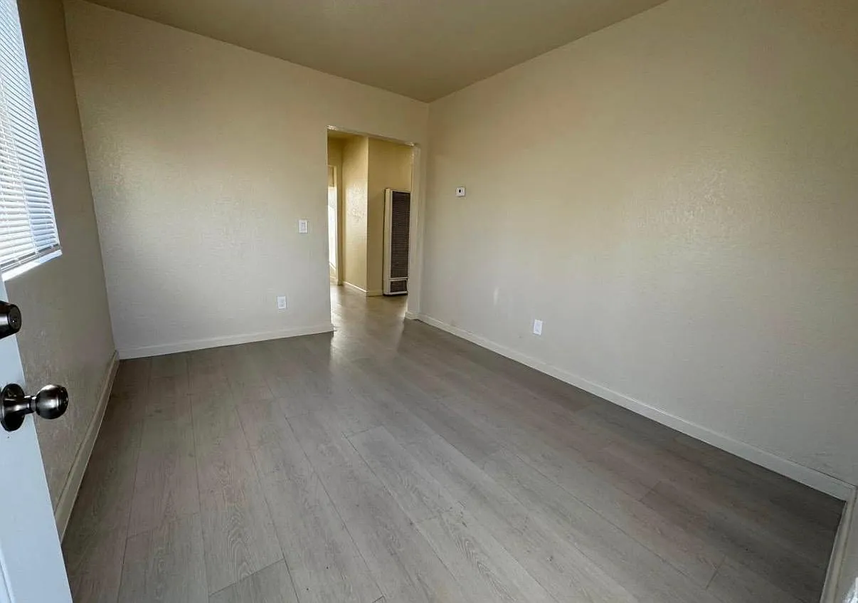 2 bed, $1,795 — Photo 4