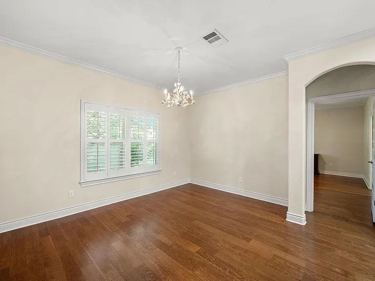 5201 Big Spring St — Photo 13
