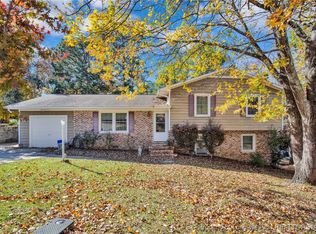 4935 Pinewood Dr, Hope Mills, NC 28348