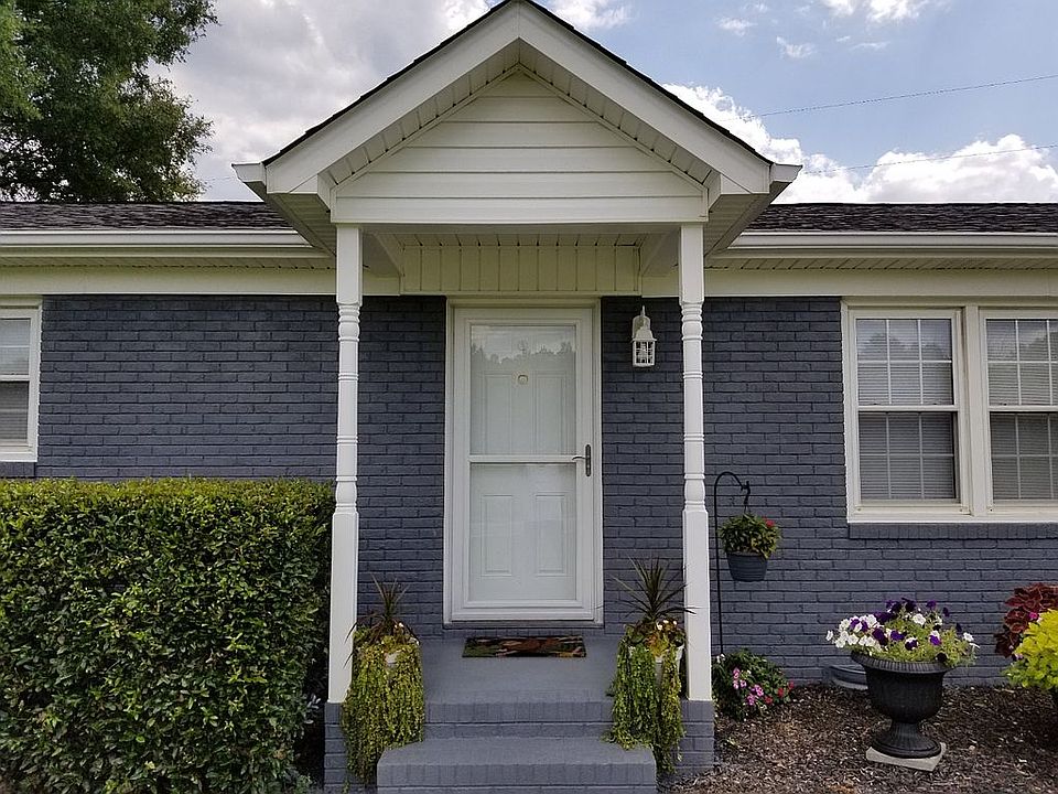 2nd image of 421 Pennigar Rd