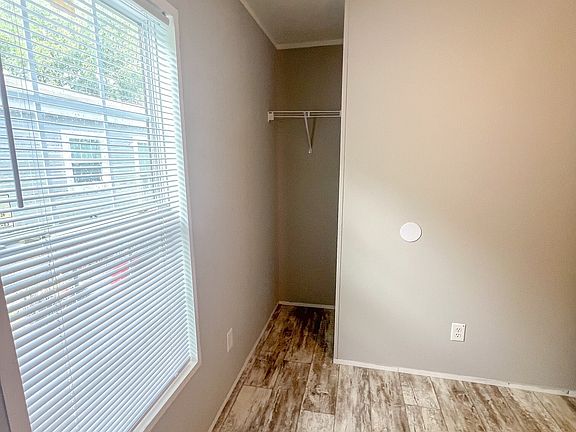 3rd image of 703 Green St #C