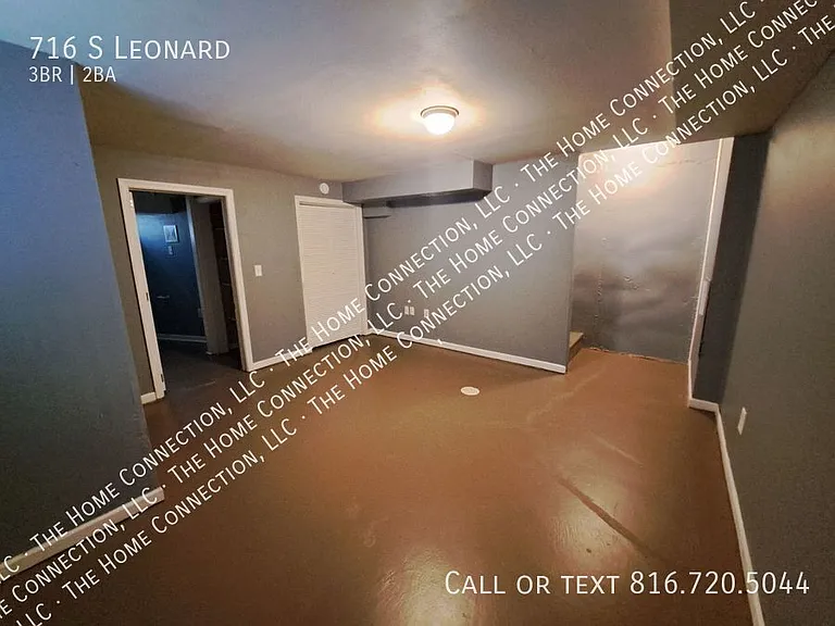 716 S Leonard St — Photo 17