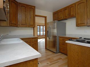 635 Poplar St, Denver, CO 80220