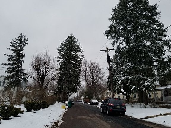 5th image of 1126 Trewellyn Ave