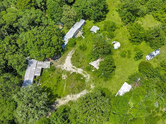 5th image of 458 Garrison Dr