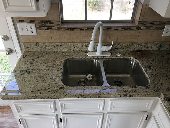 Granite countertops 