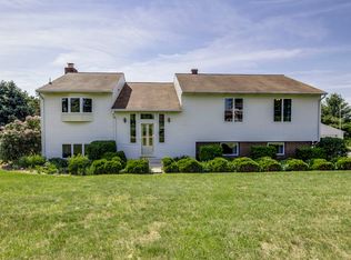 311 Blue Grass Ln, Hampstead, MD 21074