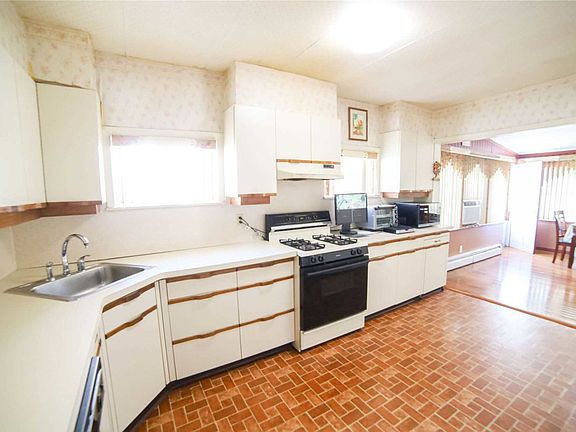 3rd image of 246-46 86th Ave