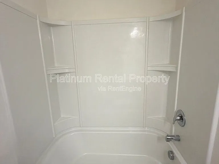 177 Swindon Dr — Photo 24