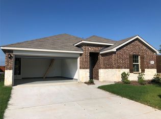 1513 Stinnett Rd, Forney, TX 75126