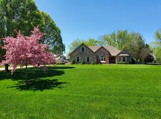 3428 S Southway Dr, New Palestine, IN 46163
