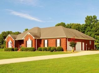 20145 Gill Crest Rd, Athens, AL 35614