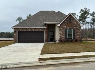 11435 Crystal Lake Dr, Gulfport, MS 39503