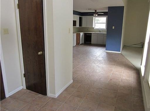 5th image of 10345 Glennswood Dr