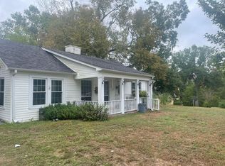 404 N Live Oak St, Gladewater, TX 75647