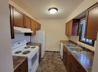 1630 Seminole Ave NW #5, Cedar Rapids, IA 52405
