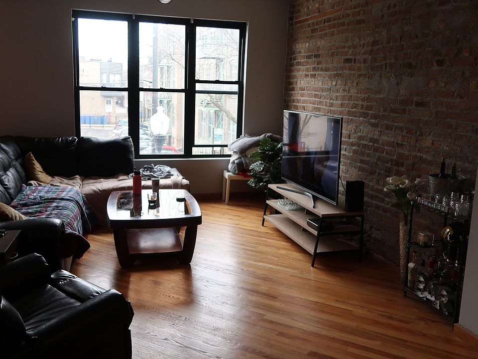 1st image of 1710 N Damen Ave