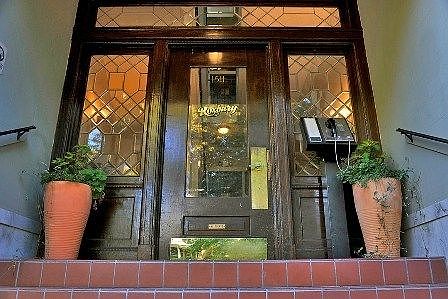 2nd image of 1511 E Mercer St APT 16