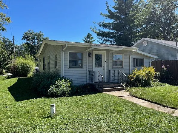 14201 Greenleaf Pl, Cedar Lake, IN 46303