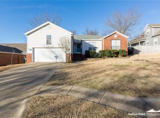 3034 E Setter St, Fayetteville, AR 72701