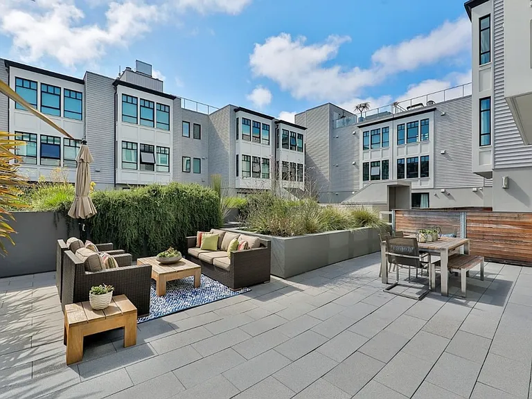 310 Carolina St #202 — Photo 5