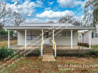 1220 20th Ave SE, Decatur, AL 35601