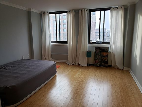 3rd image of 801 N Pitt St APT 520