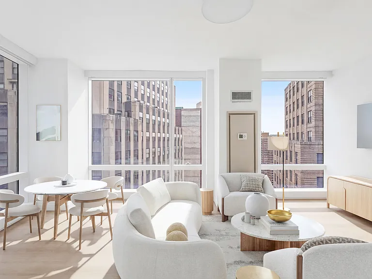7 Platt St #32C — Photo 1