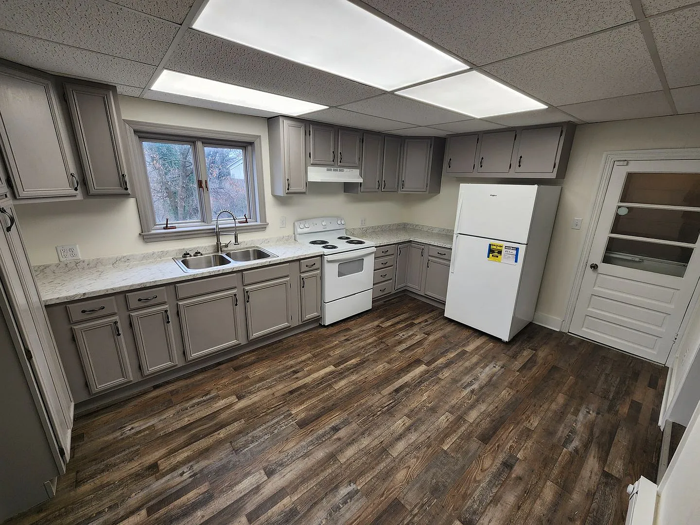 Remodeled Single Family — Photo 2