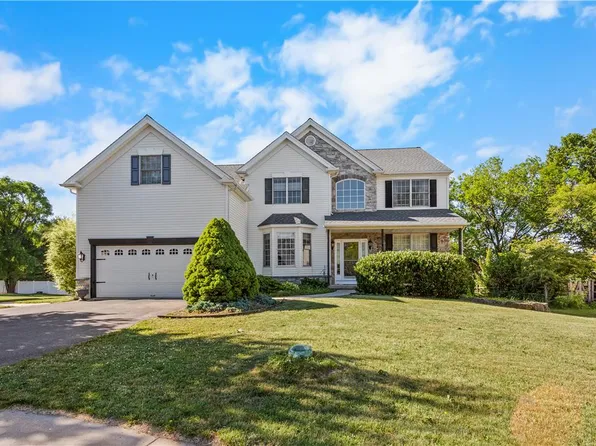 4984 Preakness Pl, Bethlehem, PA 18020