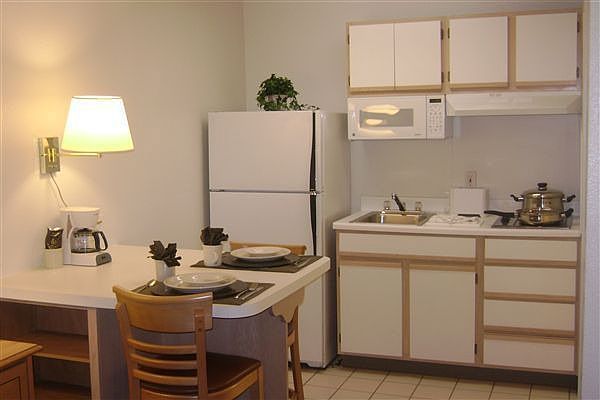 Studio 6 Kitchen