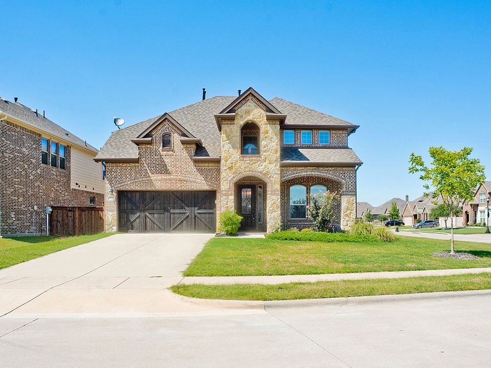 1st image of 2524 Linwood Dr