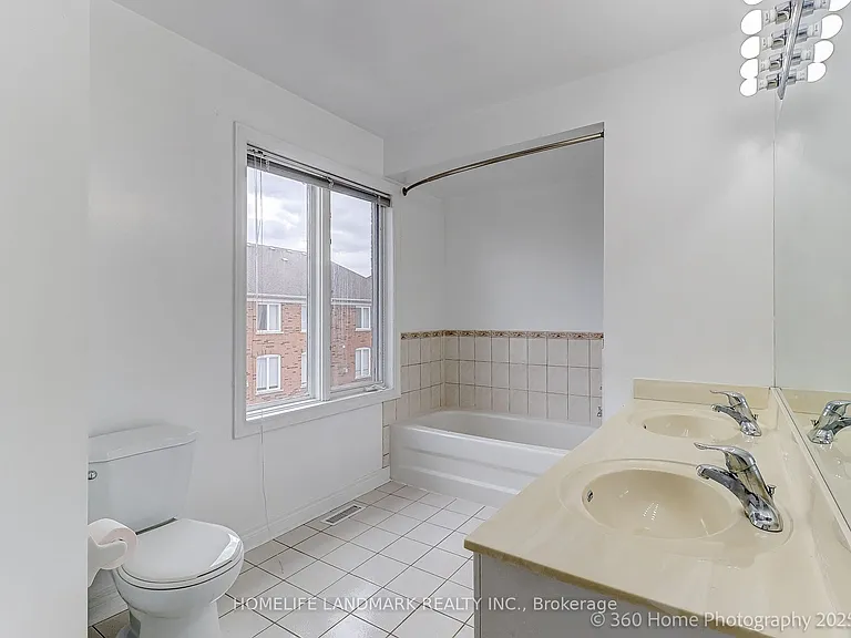 189 Leitchcroft Cres #UPPER — Photo 29