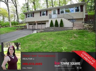 185 W Shore Trl, Sparta, NJ 07871